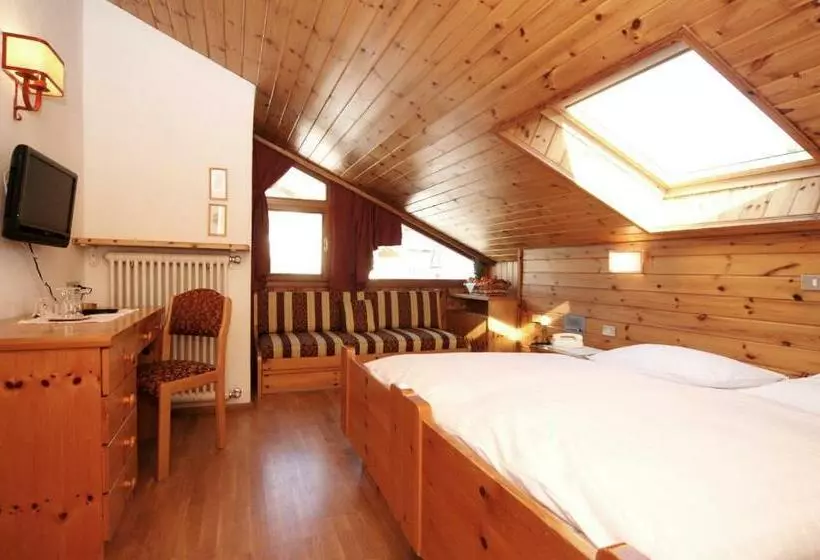スタンダードトリプルルーム, Park Hotel Villa Trunka Lunka