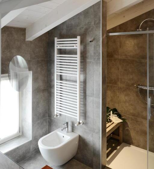 Полулюкс, Relais Rossar Boutique Hotel Garda & Hills