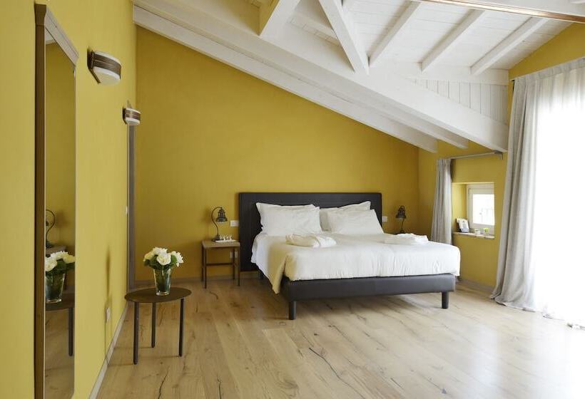 スタンダードルーム, Relais Rossar Boutique Hotel Garda & Hills