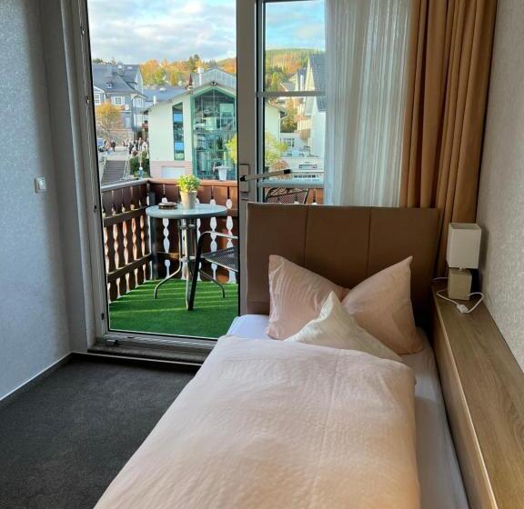 발코니 스탠다드 싱글 룸, Sevda S Hotel Garni Weinforth