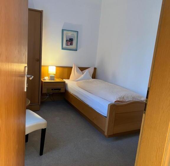 스탠다드 트리플 룸, Sevda S Hotel Garni Weinforth