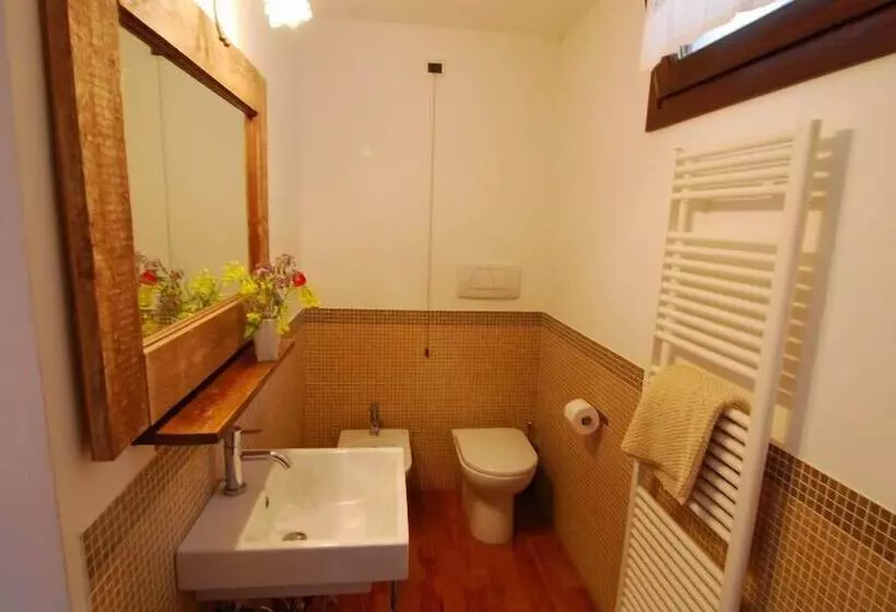 اتاق استاندارد, B&b Casaselita