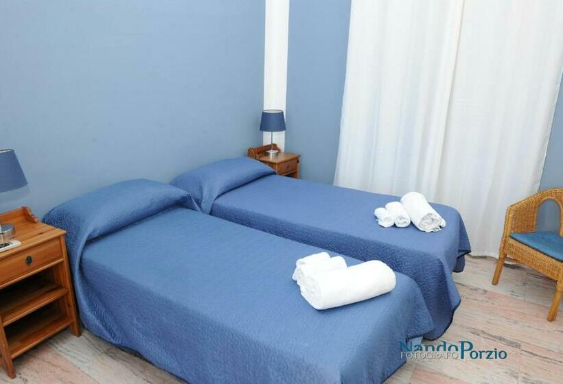 Апартаменты с 1 спальней, смежные, B&b Villa Delle Rondini