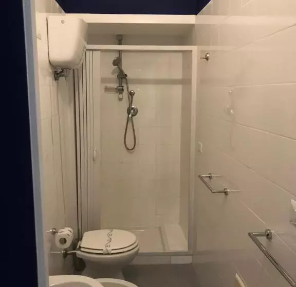 庭の見える１ベッドルームアパートメント, B&b Villa Delle Rondini