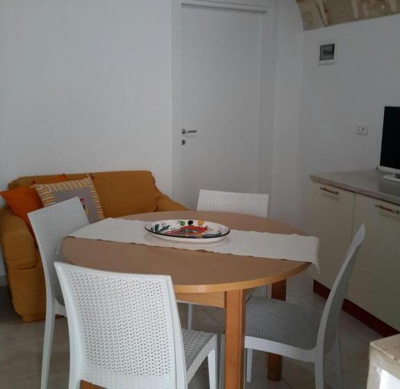 חדר קומפורט לשלושה, Carpe Diem B&b E Case Vacanza