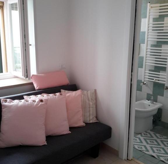 חדר קומפורט לשלושה, Carpe Diem B&b E Case Vacanza