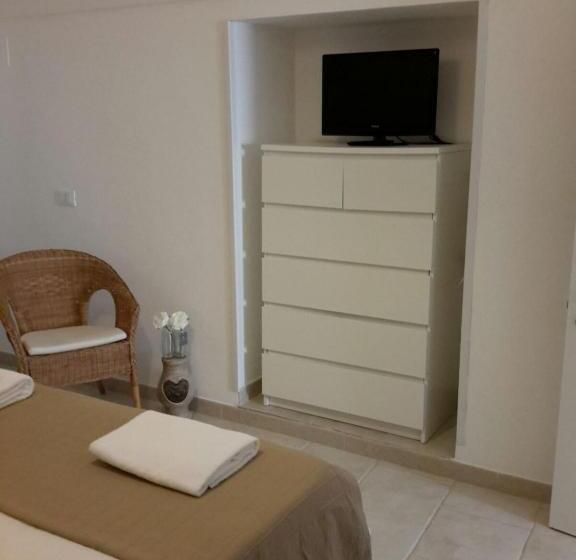 חדר קומפורט לשלושה, Carpe Diem B&b E Case Vacanza