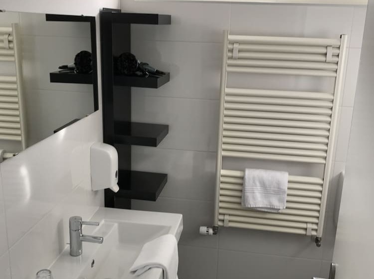 패밀리 룸, De Koningshof