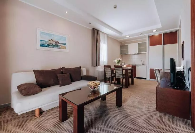 آپارتمان راحتی 1 خوابه, Apartments Del Mar