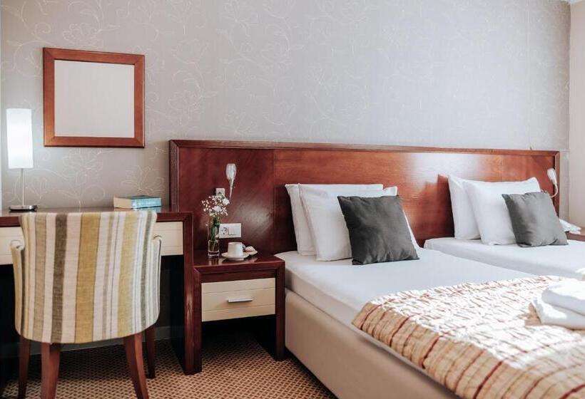 آپارتمان سوپریور 2 خوابه, Apartments Del Mar