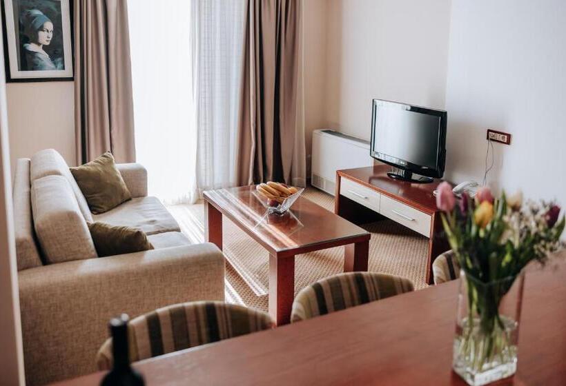 آپارتمان سوپریور 2 خوابه, Apartments Del Mar