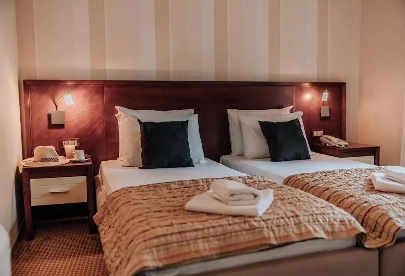 آپارتمان 1 خوابه با بالکن, Apartments Del Mar
