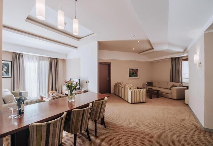 آپارتمان سوپریور 2 خوابه, Apartments Del Mar