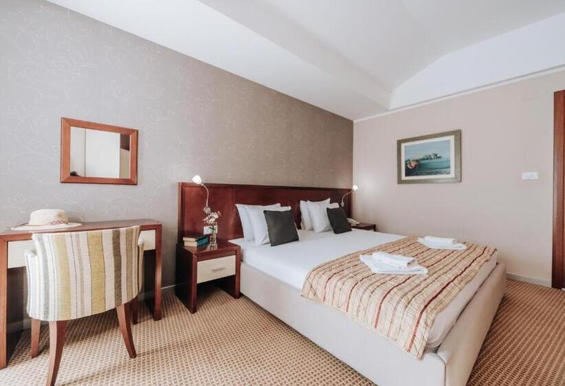 آپارتمان سوپریور 2 خوابه, Apartments Del Mar