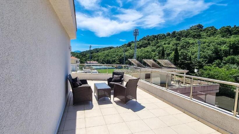 آپارتمان سوپریور 2 خوابه, Apartments Del Mar