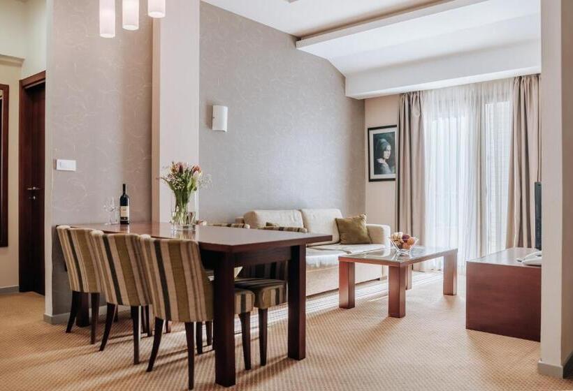 آپارتمان سوپریور 2 خوابه, Apartments Del Mar