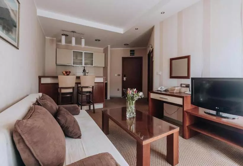 آپارتمان 1 خوابه با بالکن, Apartments Del Mar