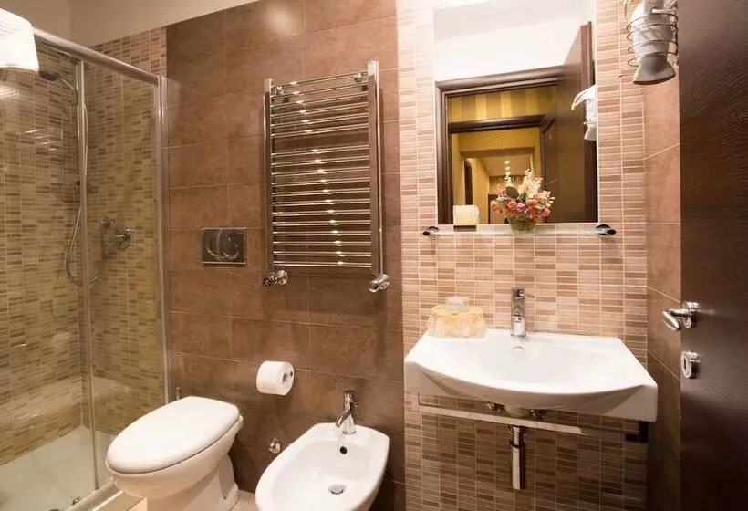 Economy Room