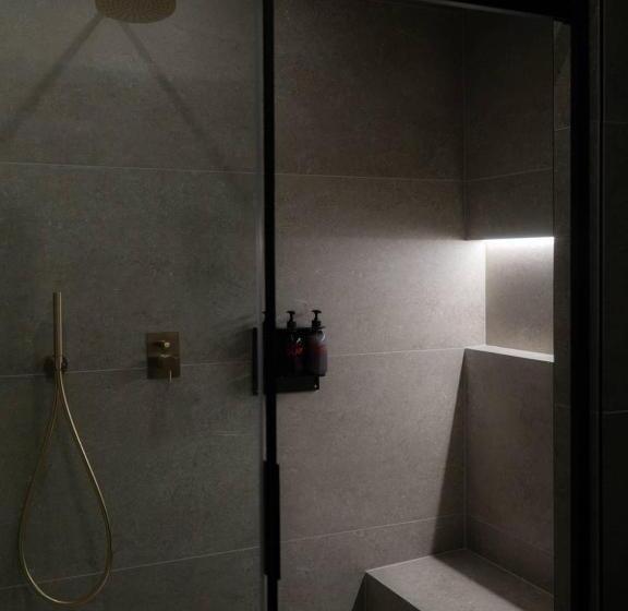 اتاق لوکس, The Glam Boutique Hotel & Apt