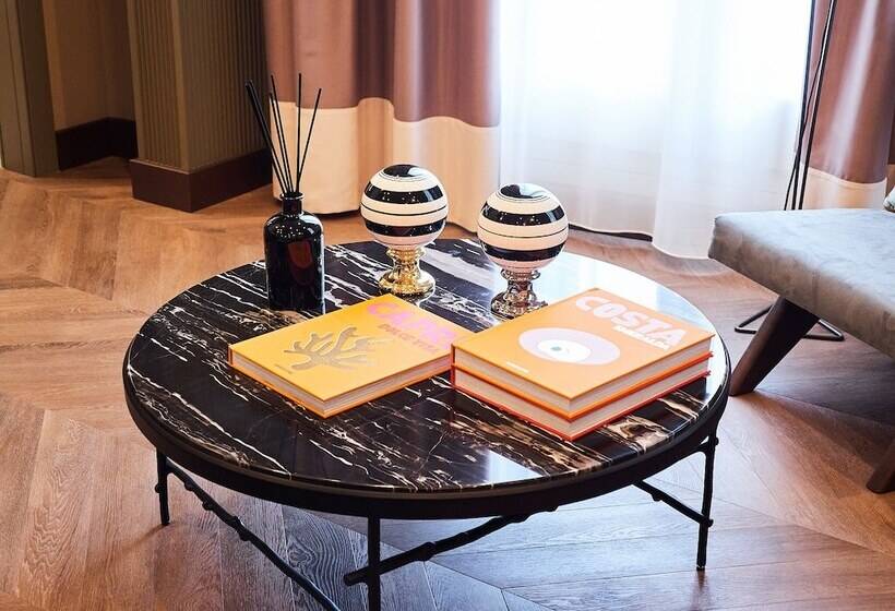 سوییت جونیور, The Glam Boutique Hotel & Apt