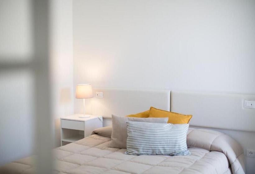 Номер Стандарт Трехместный, Guest House Bella Onda