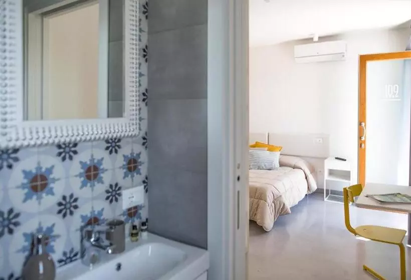 اتاق استاندارد سه نفره, Guest House Bella Onda