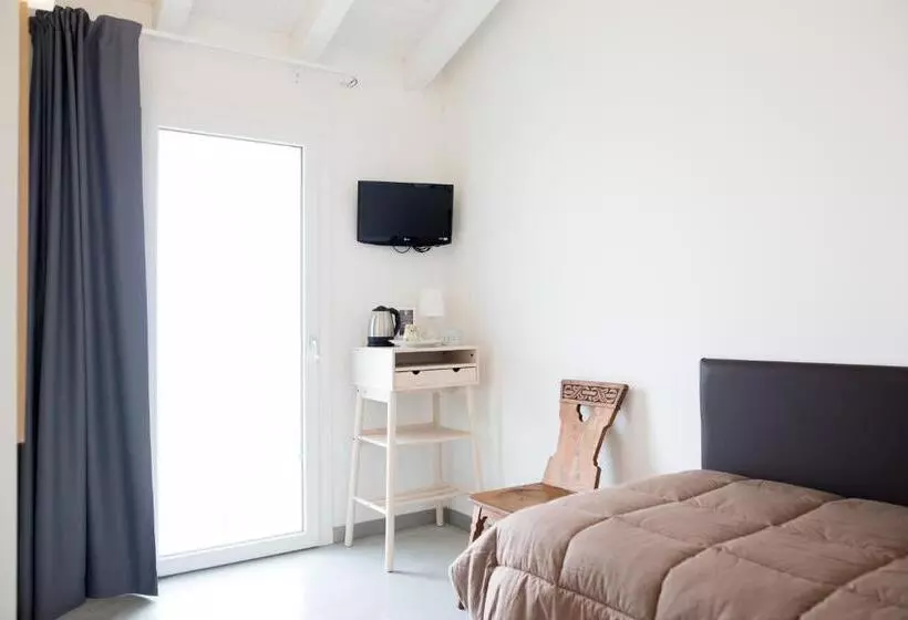 اتاق استاندارد یک نفره, Guest House Bella Onda