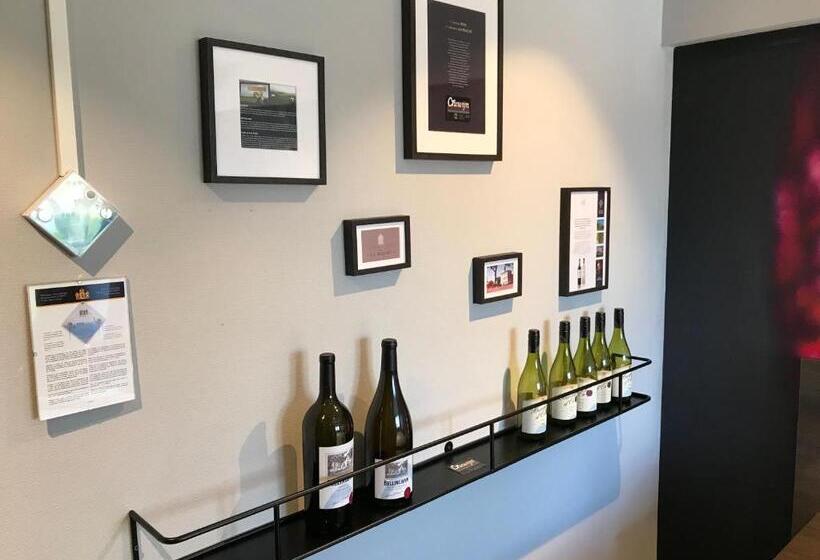 غرفة ديلوكس, Het Wapen Van Drenthe