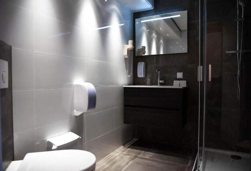 جناح جونيور مزوَّد بشرفة, Het Wapen Van Drenthe