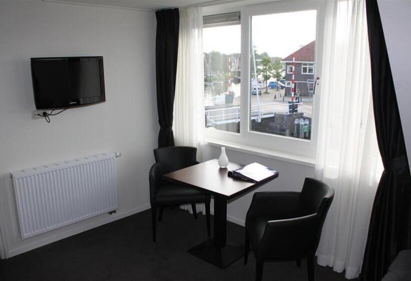 غرفة قياسية, Het Wapen Van Drenthe