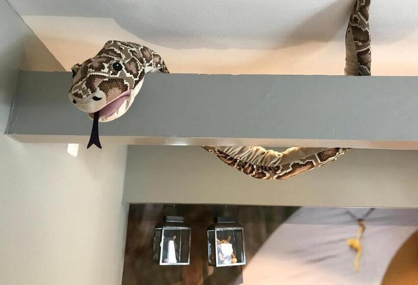 غرفة ديلوكس, Het Wapen Van Drenthe