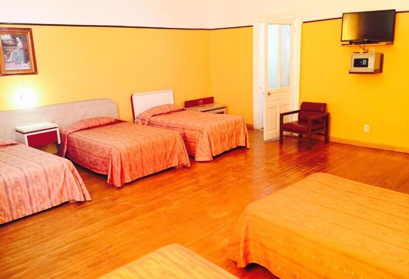 패밀리 룸, Isabel