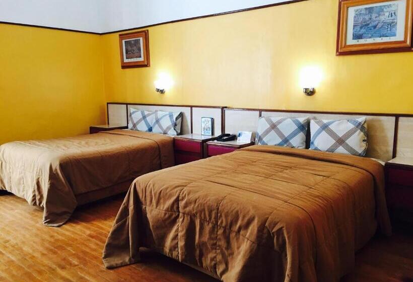 스탠다드 룸 더블 침대 2개, Isabel