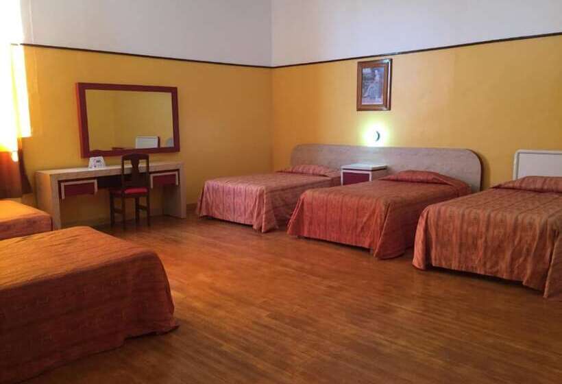 패밀리 룸, Isabel