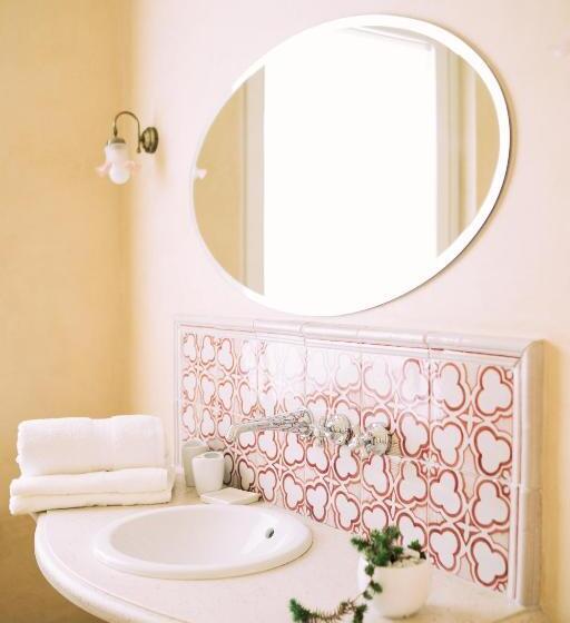 اتاق استاندارد با تخت بزرگ, Nontiscordardimé B&b Villa Agriturismo