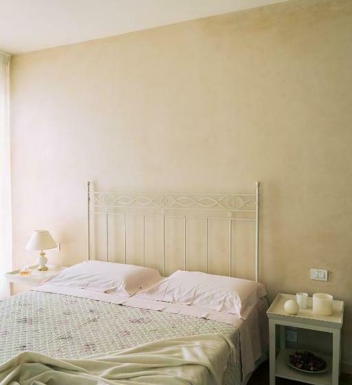 デラックスルーム, Nontiscordardimé B&b Villa Agriturismo