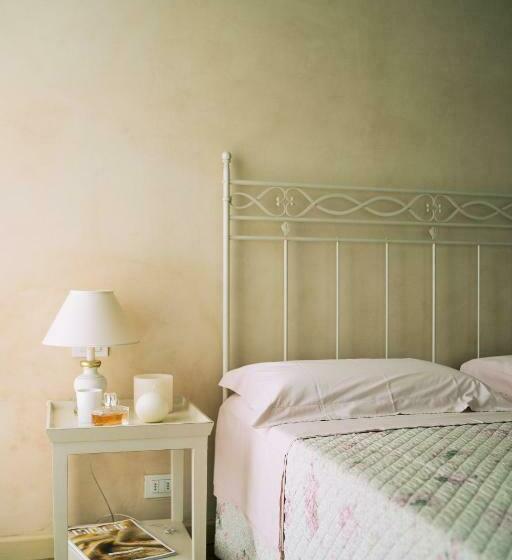 اتاق لوکس, Nontiscordardimé B&b Villa Agriturismo