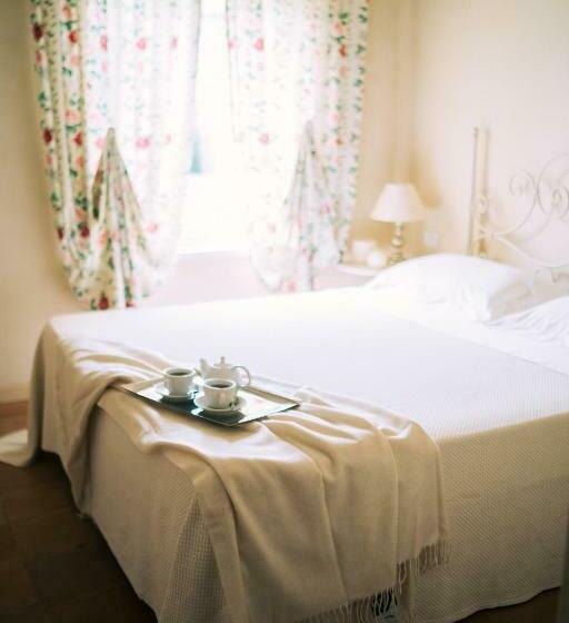 デラックスルーム, Nontiscordardimé B&b Villa Agriturismo