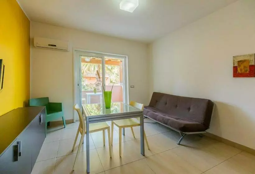 استودیوی استاندارد, Portorosa Residence