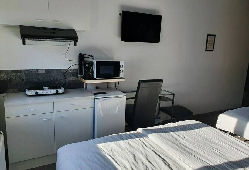 Номер Стандарт, Restaurant Lakeside