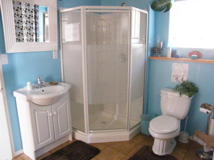 חדר סטנדרט לשלושה עם נוף לגינה, Silvern Lake Trail Bed And Breakfast