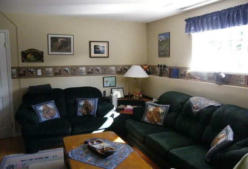 חדר סטנדרט נוף לגינה, Silvern Lake Trail Bed And Breakfast