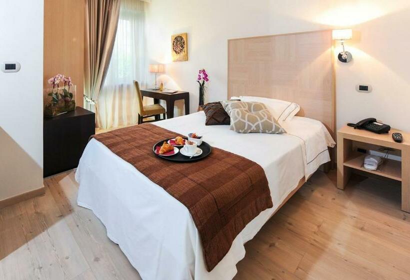 اتاق استاندارد یک نفره, Villa Maria Cristina
