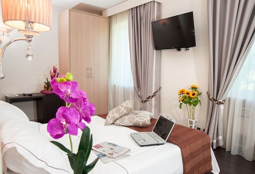 اتاق استاندارد یک نفره, Villa Maria Cristina