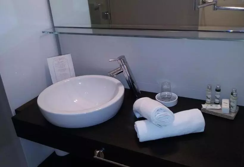 スタンダードトリプルルーム, Relais Del Borgo Hotel & Spa 4 Stelle