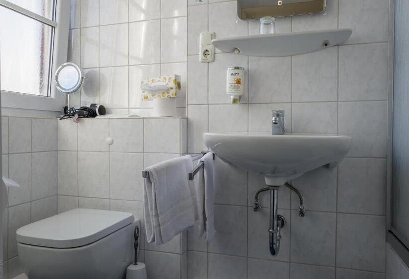 غرفة قياسية فردية مطلة علي البحر, Akzent Strandhotels Seestern, Delphin & Lachs