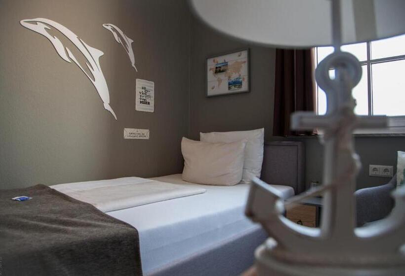 غرفة قياسية فردية مطلة علي البحر, Akzent Strandhotels Seestern, Delphin & Lachs