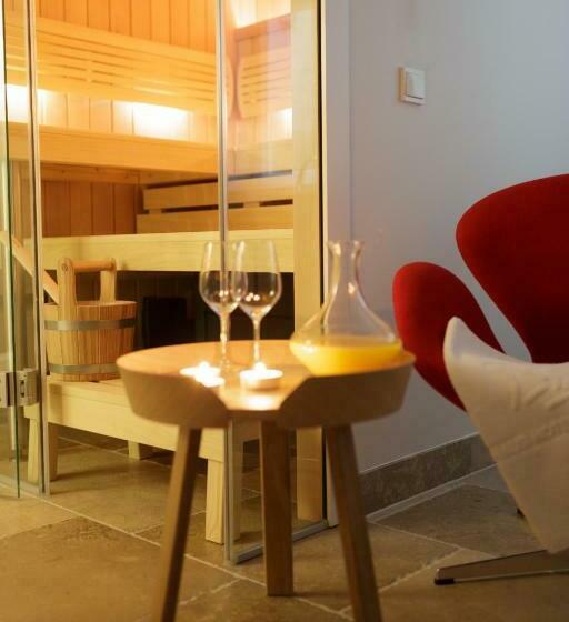 جناح جونيور, Aarnhoog