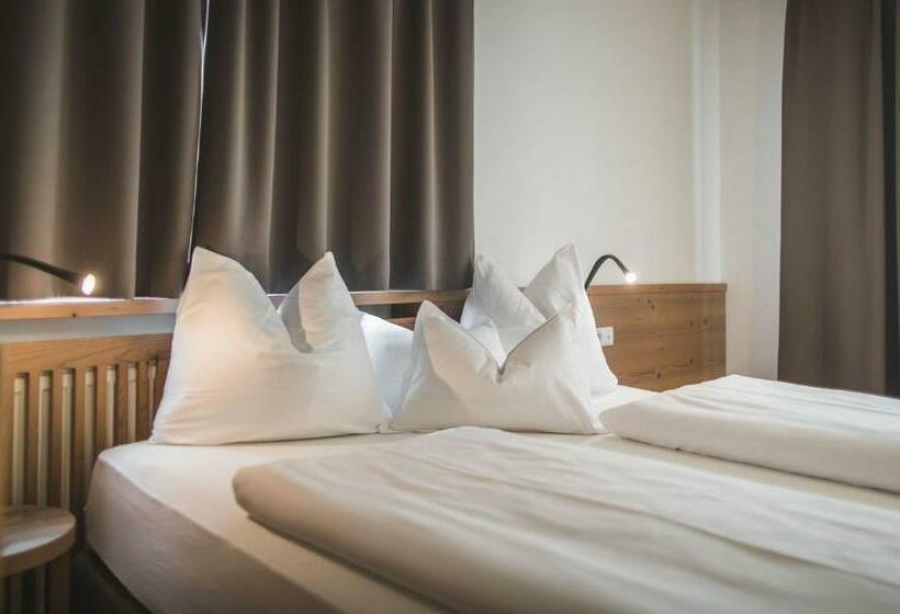 Номер Комфорт, Alpenhof