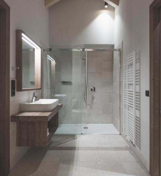 Семейный Номер, Alpenhof